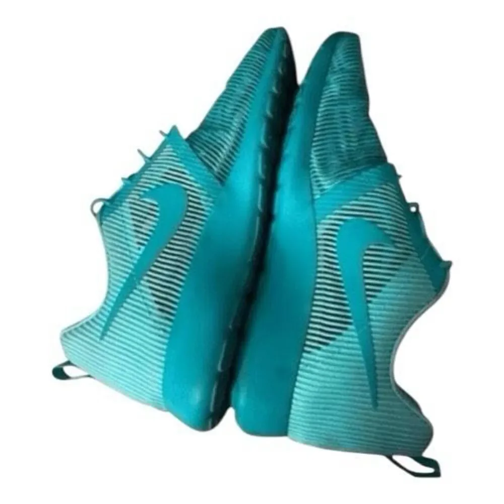 Nike Roshe One Flight Weight GS 705486-302 HYPER TURQ/CLEAR JADE Sneakers 7Y